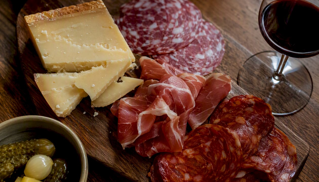Close-up of histamine-rich foods on wooden table
